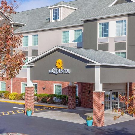 Отель La Quinta By Wyndham Stonington-Mystic Area Pawcatuck Экстерьер фото